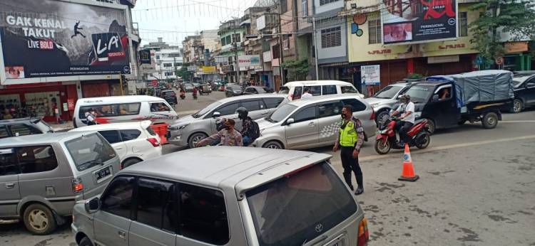 Hari Terakhir Libur Tahun Baru, Lalulintas di Tebingtinggi Padat Merayap