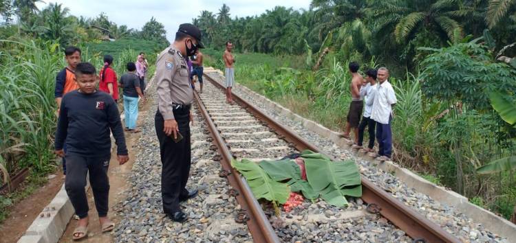 Pengusaha Botot Tewas Tertabrak Kereta Api