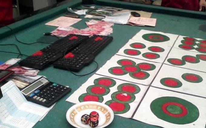 Judi Dadu Goncang Beromset Seratusan Juta Rupiah Beroperasi di Selambo Toba