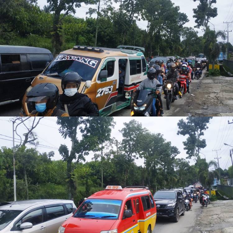 Lalu Lintas Padat di Jalan Medan Pematangsiantar