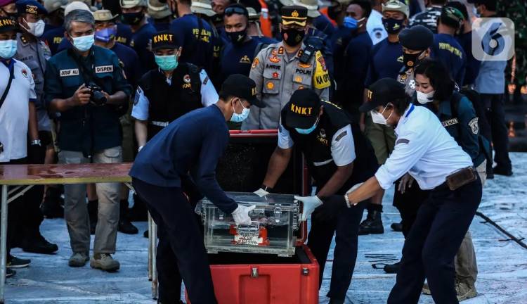 Mesin Sriwijaya Air Masih Hidup Sebelum Membentur Air