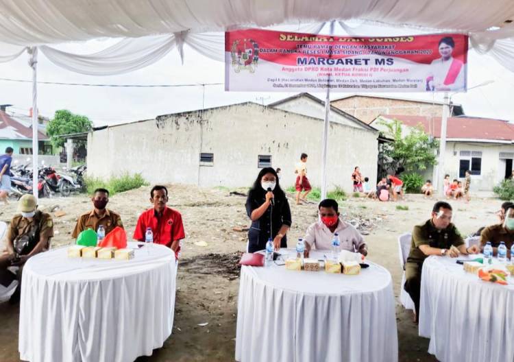 Warga Titipapan Keluhkan Infrastruktur, Margareth MS Sayangkan Dinas PU Medan Tak Hadir