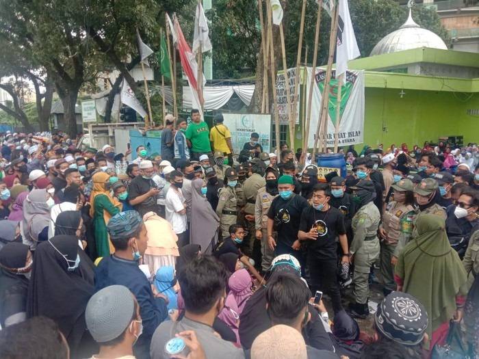 Sempat Berkerumun, Jemaah Pengajian UAS di Medan Bubarkan Diri