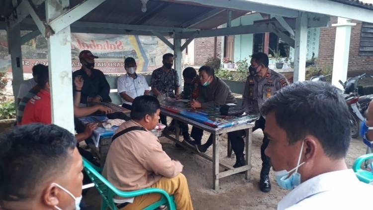 Warga Panombean Huta Urung Minta PTPN IV Bah Birong Ulu Perbaiki Jalan Rusak