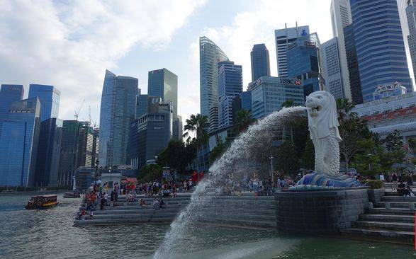 Singapura Izinkan WNA yang Telah Divaksin Berkunjung