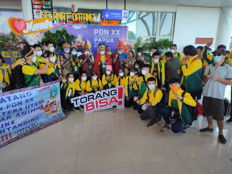 PON XX Papua - IKBM Sambut Kedatangan Kontingen Wushu Sumut di Merauke