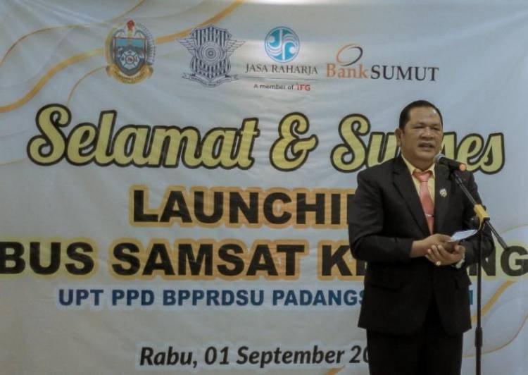 Wali Kota Padangsidimpuan dan Kepala Badan PPRD Sumut Launching Bus Samsat Keliling