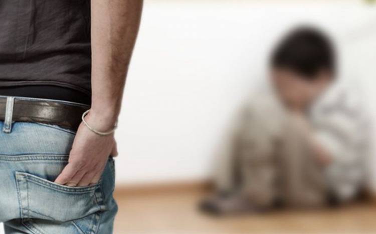 Seorang Bocah Laki-laki Diculik 10 Pria dan Dicabuli