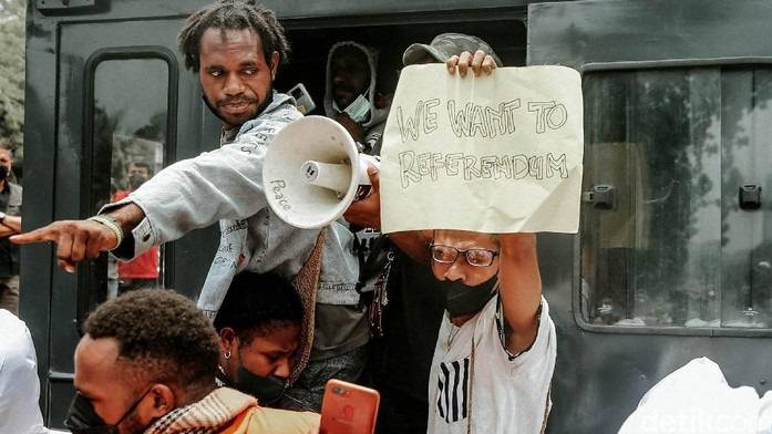 Polisi Bubarkan Demo di Kedubes AS, 17 Aktivis Papua Diamankan 