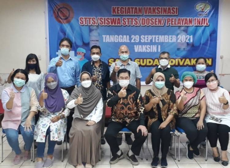 GSJA-STTS Vaksinasi untuk Pengerja Gereja dan Keluarga di Medan