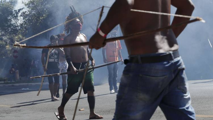 Bentrok Antarwarga di Adonara Flores Timur, Polisi Kena Panah