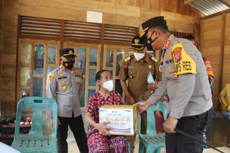 Akabri '90 Gelar Vaksinasi di Pandan, Tapteng