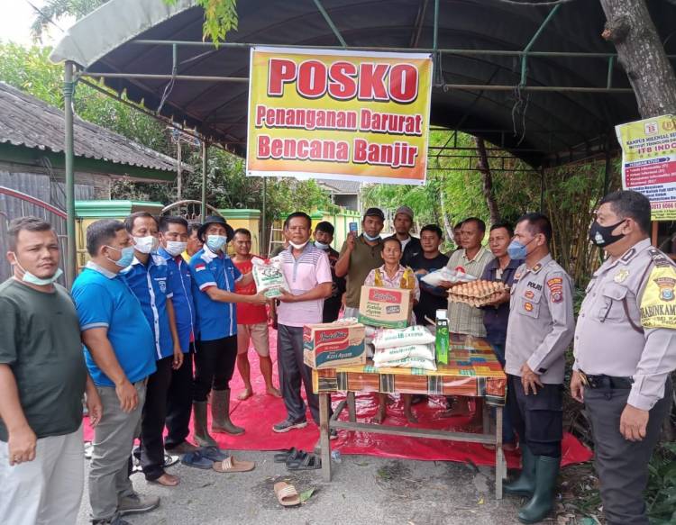 GAMKI Sergai Bantu Warga Korban Banjir di Desa Firdaus  Sei Rampah 