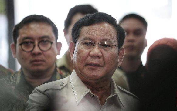 Prabowo Tegur Fadli Zon Usai Sindir Jokowi soal Banjir Sintang