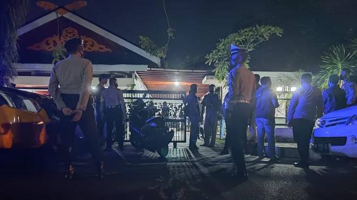 Wakil Ketua DPRD Riau Duga Rumah Digeruduk Preman Terkait Musda Demokrat