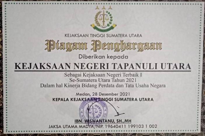 Kejari Taput Raih Juara I Se-Sumut Bidang Datun