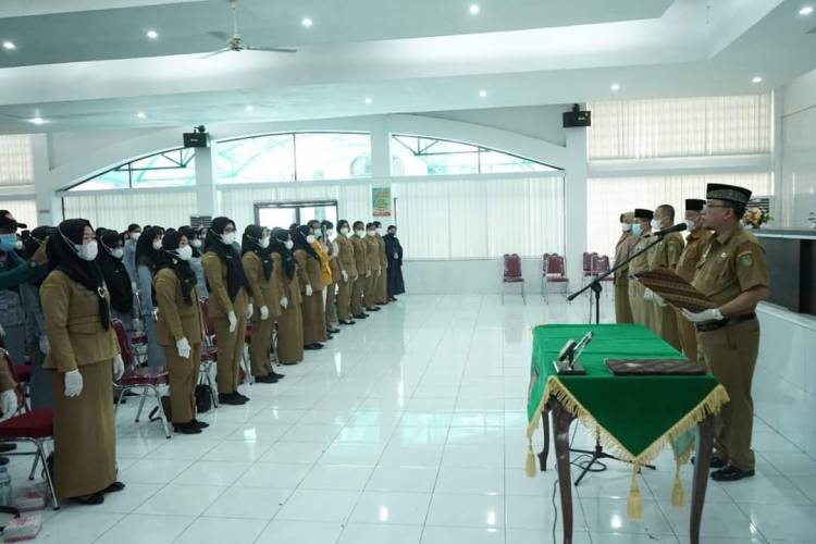 Sekda Asahan Ambil Sumpah / Janji 276 PNS
