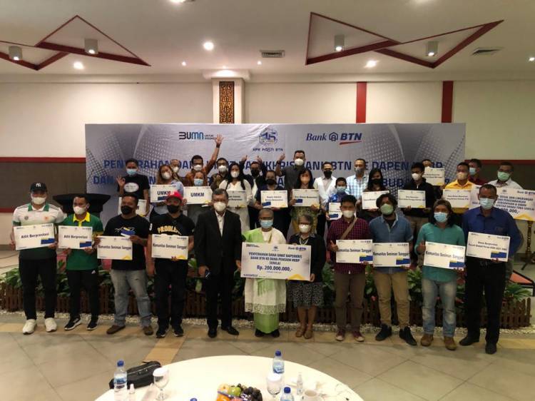 Wakil Ketua Komisi VI DPR RI Bantu UMKM Terdampak Pandemi