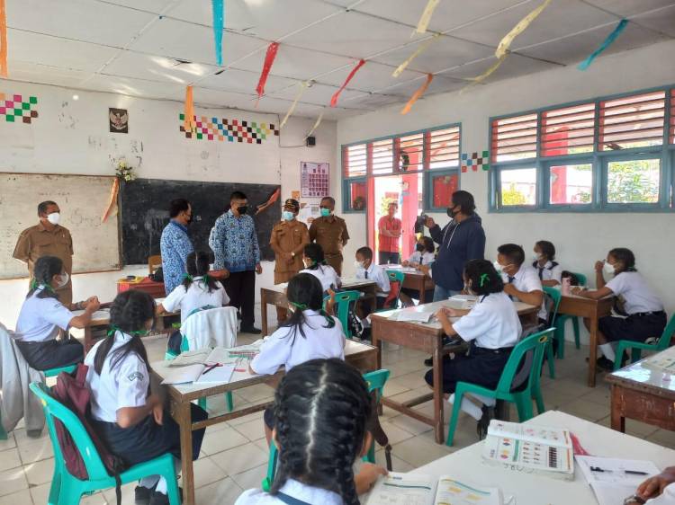 PTM di Taput Digelar Setiap Hari, Kapasitas Kelas 100 Persen