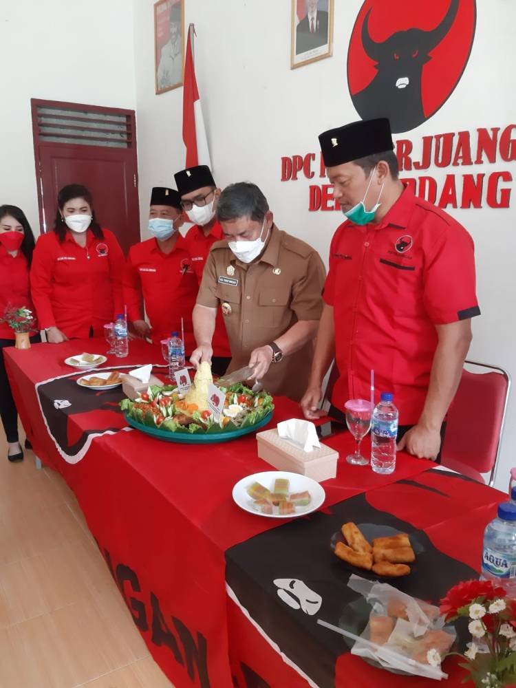 Perayaan HUT ke-49 PDIP Kabupaten Deliserdang Hikmat dan Meriah