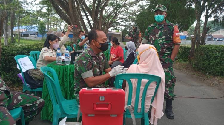 Koramil 23/Beringin Gelar Vaksinasi Massal, Target 500 Orang