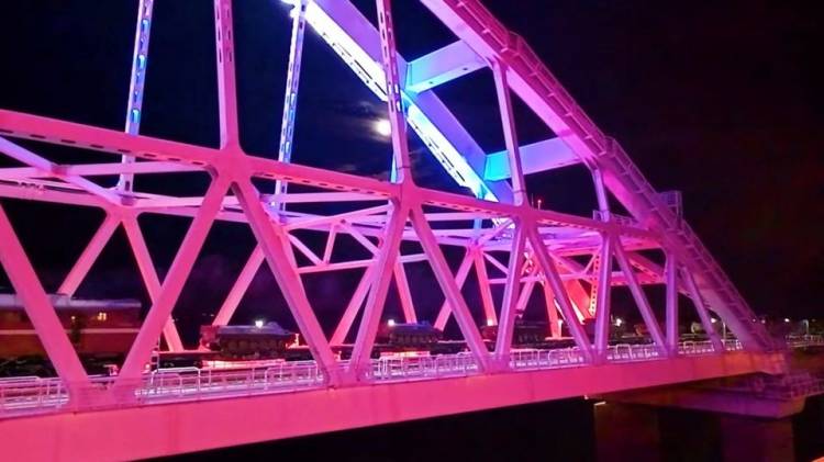 Rusia Tarik Pasukan dari Crimea, Ukraina Masih Aman