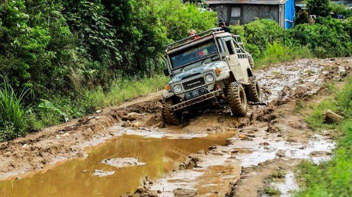 6 Kontraktor Berpeluang Menangkan Tender Proyek Perbaikan Jalan Liang Melas di Karo 