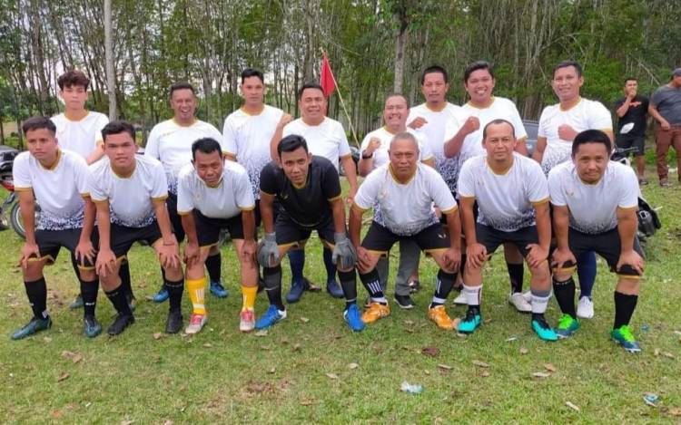 Disdik FC Gagal Melaju ke Babak 8 Besar Turnamen Sepak Bola Piala Pembina Umum Karang Taruna Labura