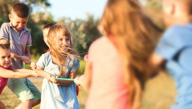 Perkumpulan Sihotang &ldquo;Taken List&rdquo;, Bantu 4 Anak yang Kehilangan Ibu dan Rumah Akibat Kebakaran di Mandala