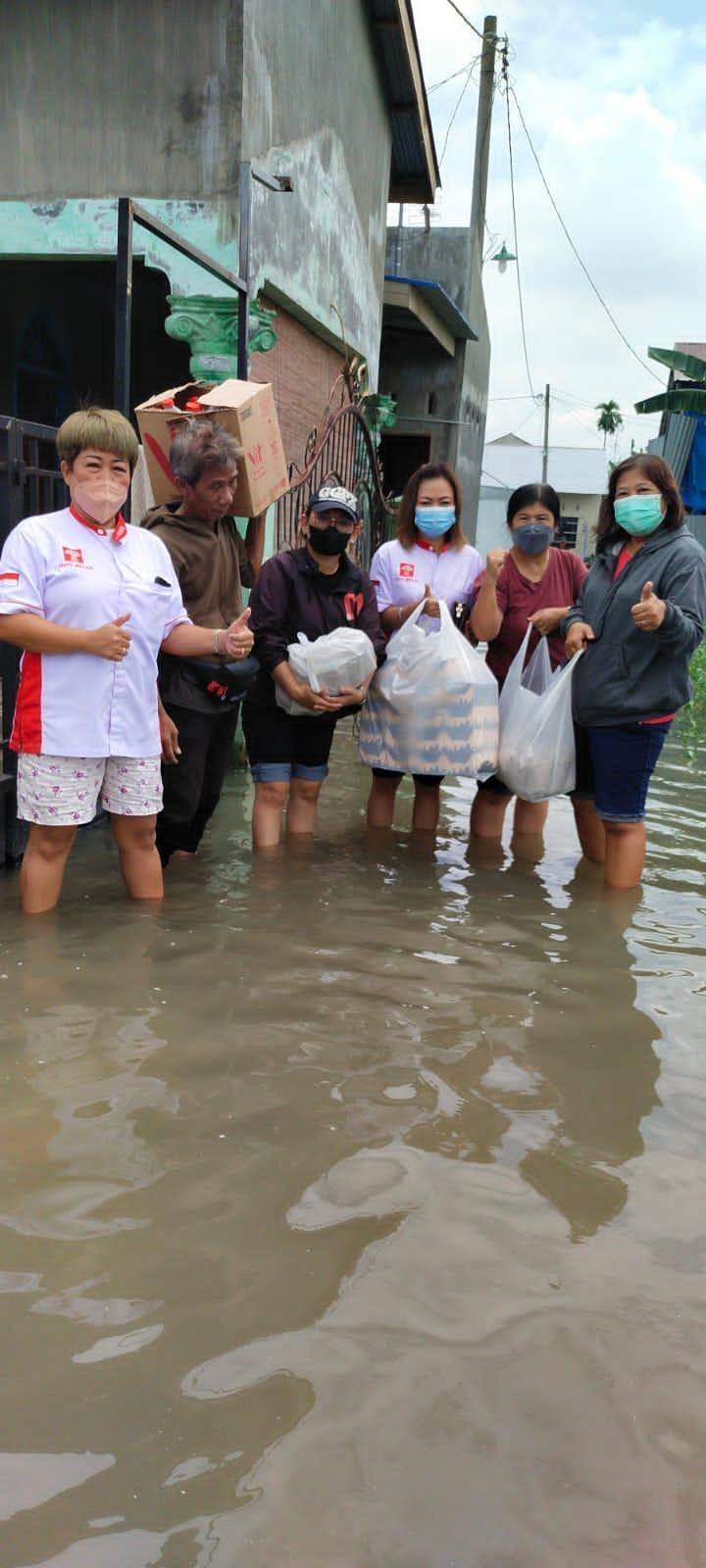 PINTI Medan Bantu Warga Korban Banjir