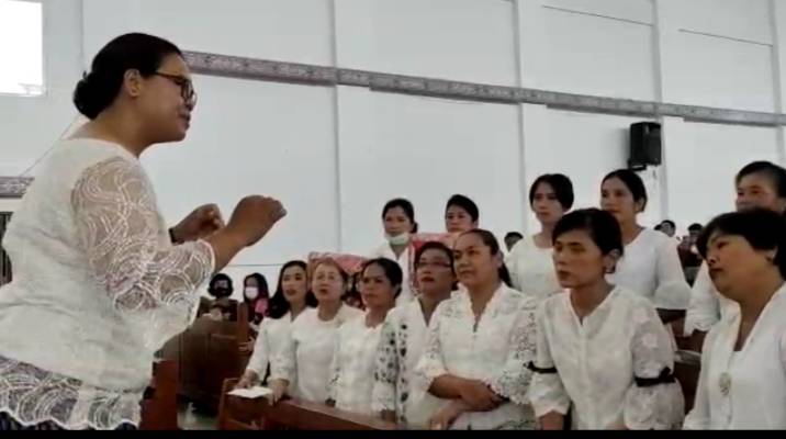 Minggu Seksi Inang GKPS Kongsilaita Diwarnai Berbagai Perlombaan