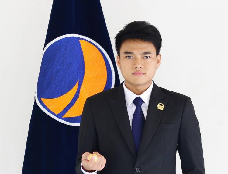 Anggota DPRD Sumut, Ricky Anthoni Bagi Beras 20 Ribu Karung di Langkat