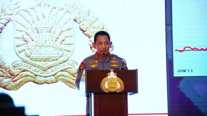 Kapolri Naikkan Pangkat 6 Pati Polri, Wakil Kepala BSSN Jadi Komjen