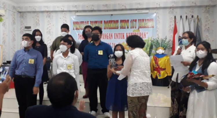 SMPN 157 Jakarta Gelar Lomba Cerdas Cermat Alkitab