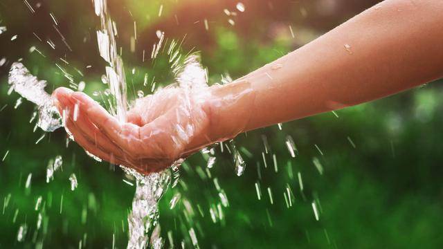 Puan Resmikan Akses Air Bersih Wonogiri, Pengamat: Pesan Keras Dua Periode Ganjar Tak Berikan Solusi