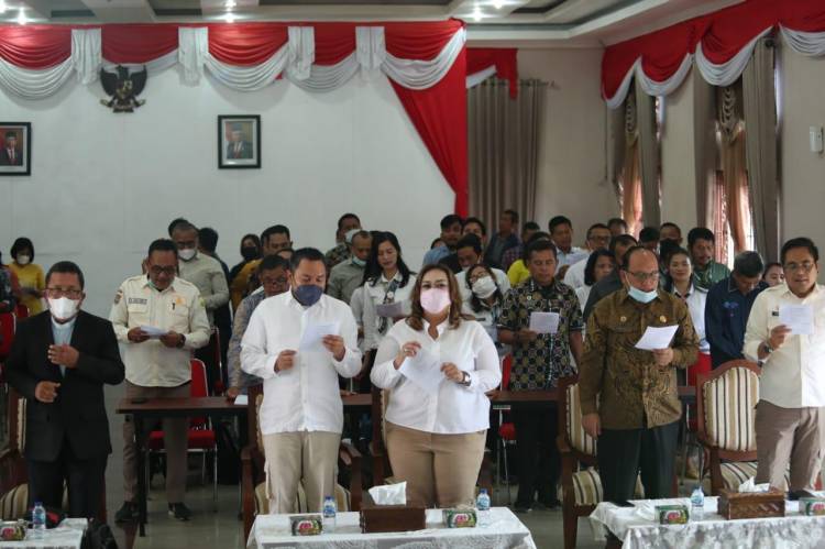 Bupati: Bekerjalah dengan Mengandalkan Tuhan