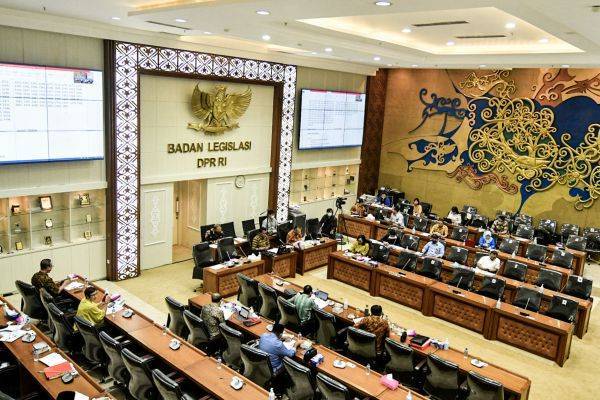 Autokritik Puan untuk Kinerja Legislasi DPR