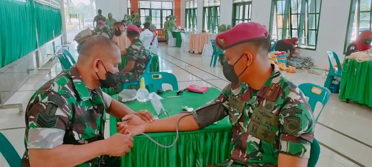HUT Ke-76 Persit KCK, Yonif Raider 100/PS Gelar Donor Darah
