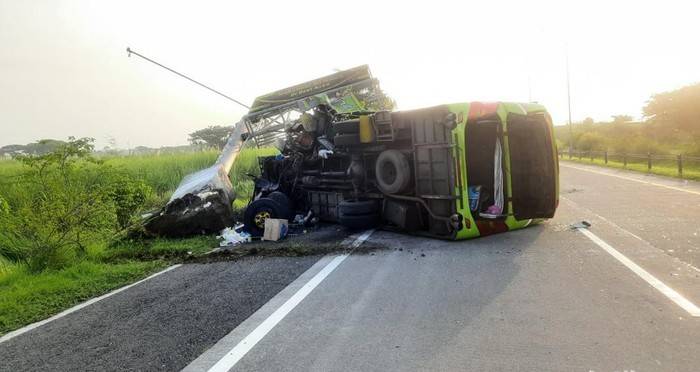 Kecelakaan Maut Tol Mojokerto, Sopir Bus Tidak Miliki SIM dan Pakai Sabu