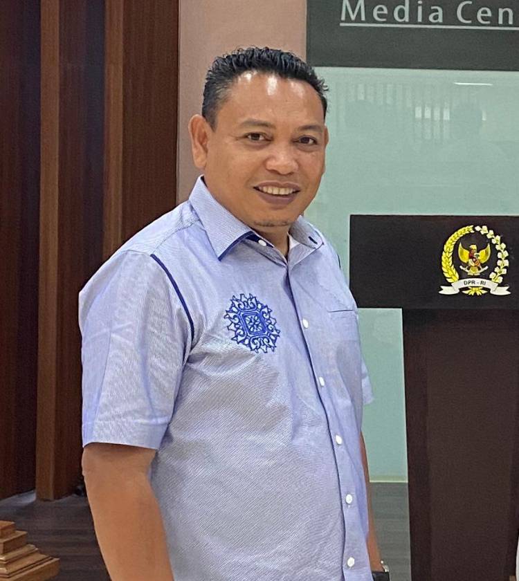 DPRD SU:  Akibat Larangan Ekspor CPO, Petani Sawit  Mulai Terpuruk 