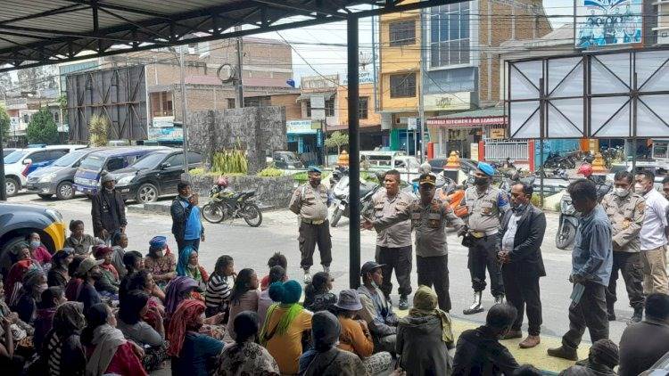 Korban Bentrok dengan Preman di Siosar, Warga Desa Sukamaju Ngadu ke Polres Karo 