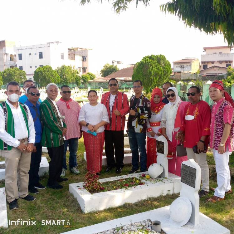 Warga Lintas Etnis Peringati Hari Kapitan Pattimura di TMP Bukit Barisan Medan