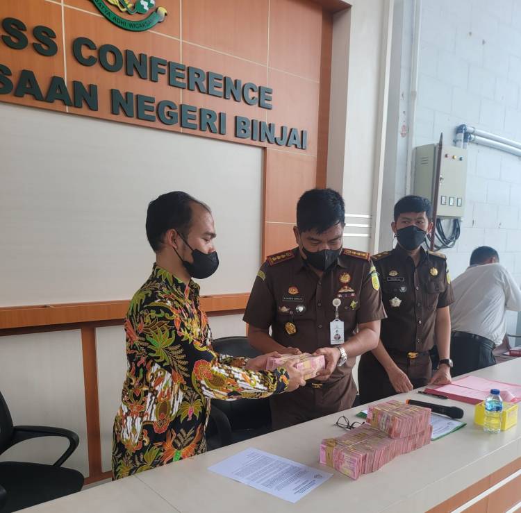Tersangka Korupsi Dana BOS Kembalikan Kerugian Negara Rp 500 Juta ke Kejari Binjai