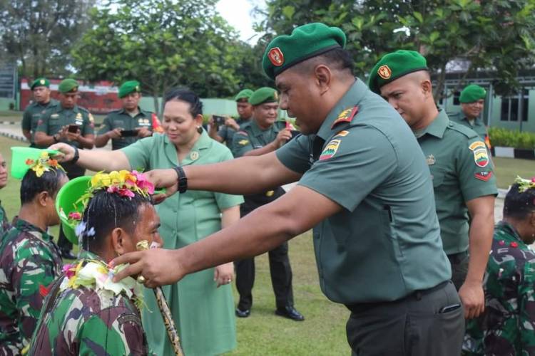 Kodim 0207/Simalungun Gelar Korps Raport Tradisi Masuk Satuan