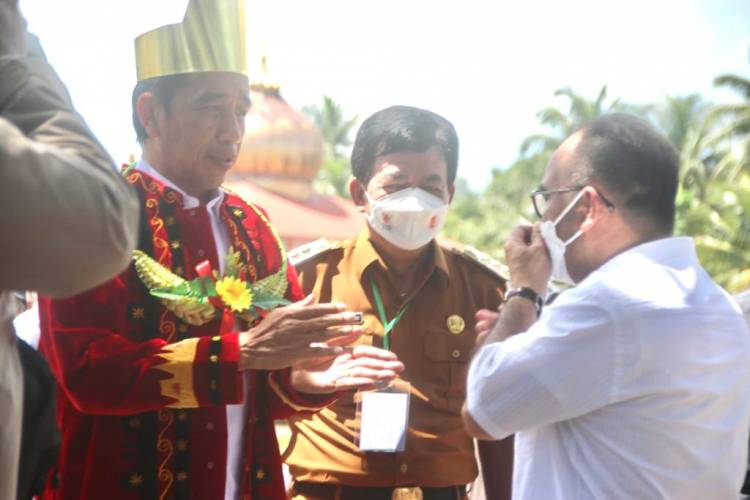 Kunker Jokowi ke Nias Diapresiasi Banyak Pihak, Ada Juga Warga Menggerutu