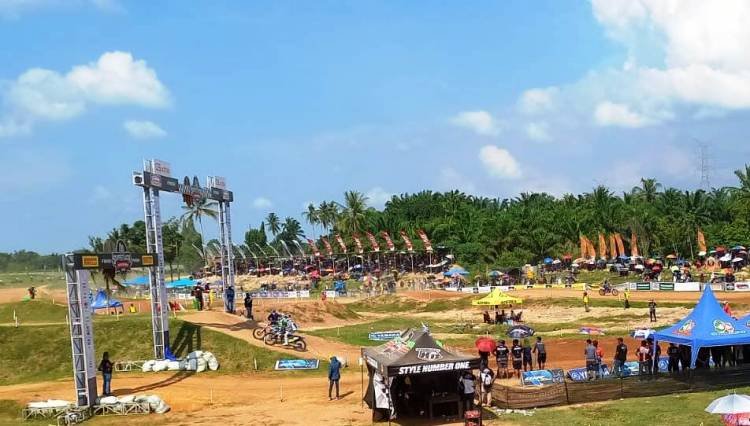 Jaharun Circuit Gelar Motocross dan Grasstrack Perebutkan Satu Unit Rumah