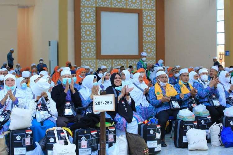 Jemaah Haji Labura Tiba di Aekkanopan