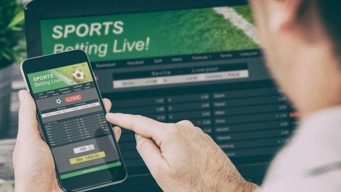 IFW Minta Polisi Tindak Bank yang Terlibat Judi Online