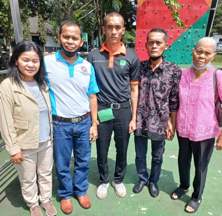 Duanda Perubahan Manurung Anak Sopir Usaha Gilingan Padi Masuk Akmil