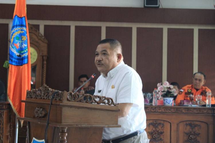 Bupati Labuhanbatu Sampaikan Ranperda Penanggulangan Bencana ke DPRD